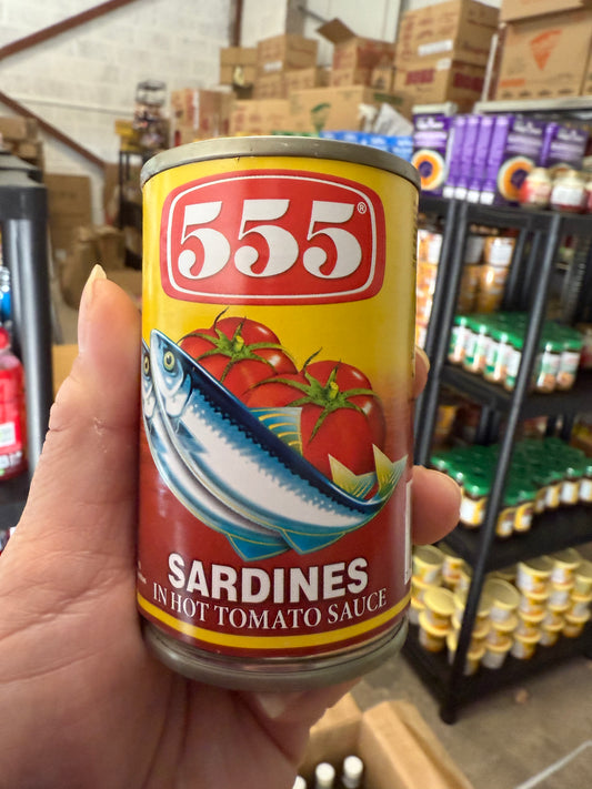 555 Sardines in Hot Tomato Sauce 155g